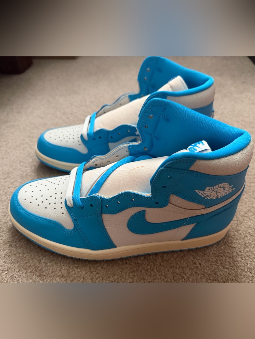 Jordan 1 OG High / UNC Reimagined